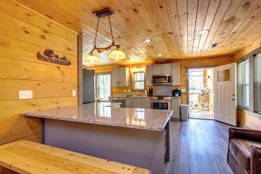 Dancing Bear Cabin- Relax & Enjoy! Sevierville Exteriér fotografie